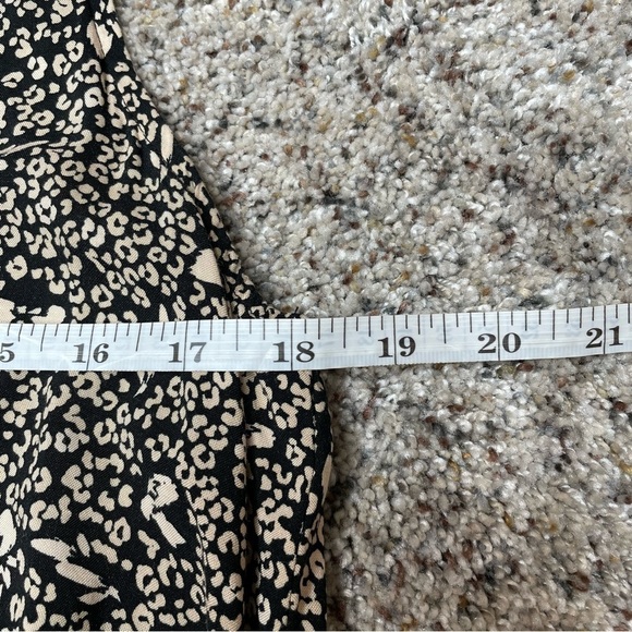 Nine West Button Front Tiered Drop Waist Mini Dress in Cheetah Ditsy Medium - Picture 9 of 10